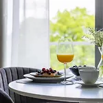 Tempus Te Aparts With Balcony * 페르누