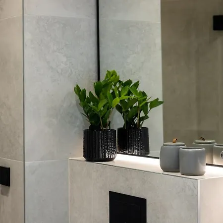 Tempus Te Aparts With Balcony