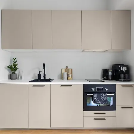 Tempus Te Aparts With Balcony Apartament Parnawa