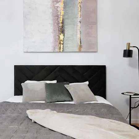 Tempus Te Aparts With Balcony * Παρνού