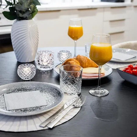 Tempus Te Aparts With Balcony * Parnawa